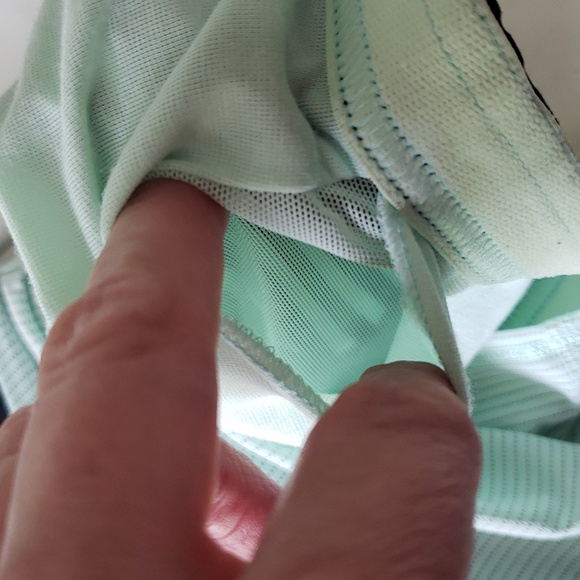 Lululemon Athletica Run Back On Track Tank Top Women 10 Mint Moment Black Stripe - Picture 13 of 14